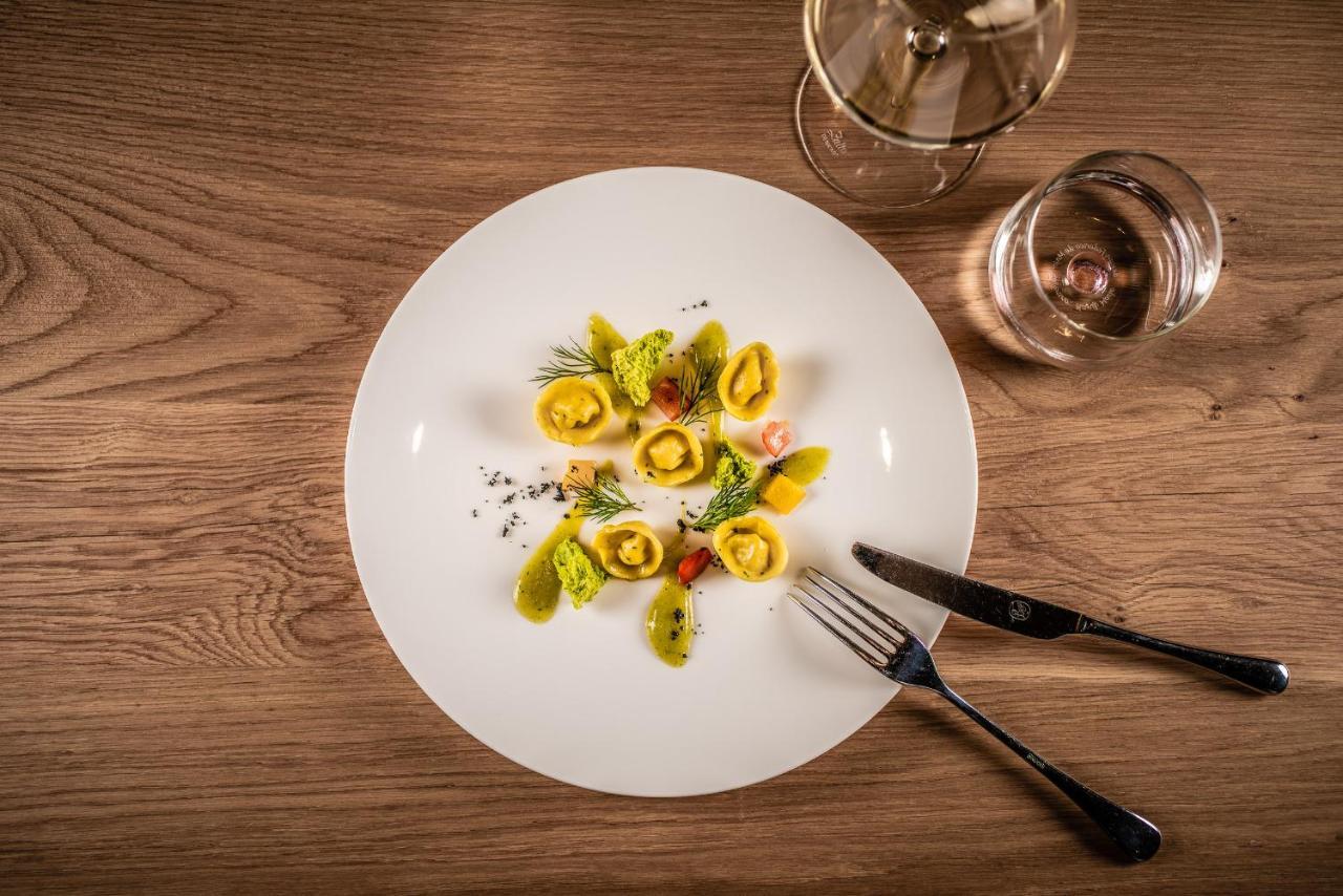 My Arbor - Dolomites Hotel Bressanone Luaran gambar A plate of tortellini